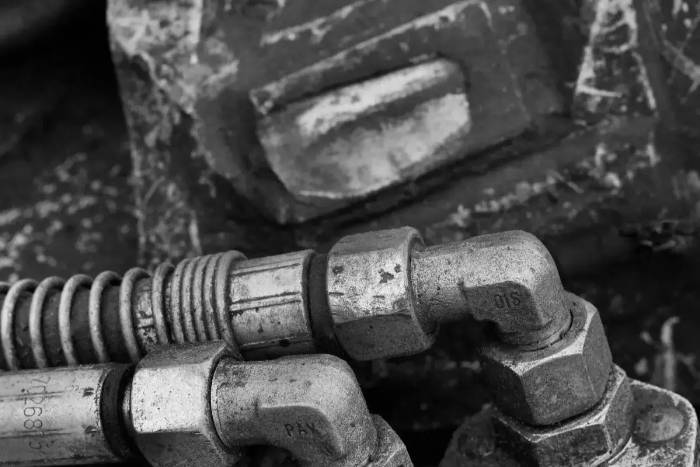 Hydraulic cylinder repair